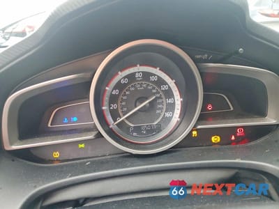 Zdjęcie 9 z 12 samochodu: 2015 MAZDA 3 SV VIN:JM1BM1T79F1247063 - miniatura