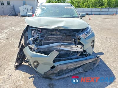 Piąte zdjęcie samochodu w środku: 2021 TOYOTA RAV4 HYBRID XLE PREMIUM VIN:JTMB6RFV3MD516284 - miniatura