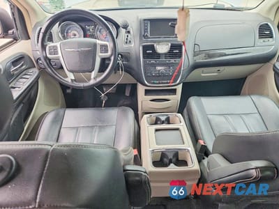 Zdjęcie 8 z 13 samochodu: 2015 CHRYSLER TOWN & COUNTRY TOURING VIN:2C4RC1BG2FR582910 - miniatura