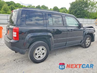 Trzecie zdjęcie samochodu z tyłu: 2014 JEEP PATRIOT SPORT VIN:1C4NJPBA6ED574930 - miniatura