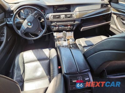 Zdjęcie 8 z 12 samochodu: 2013 BMW 535 XI VIN:WBAFU7C56DDU66946 - miniatura