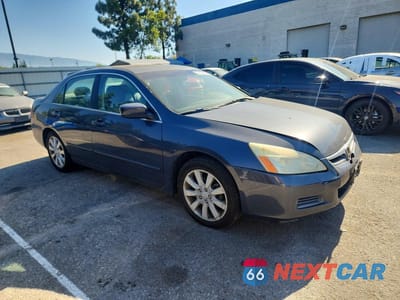 Czwarte zdjęcie samochodu z boku: 2006 HONDA ACCORD EX VIN:1HGCM66546A036950 - miniatura
