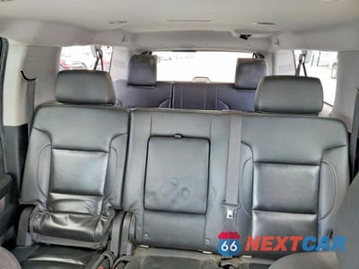 Zdjęcie 10 z 14 samochodu: 2019 CHEVROLET SUBURBAN K1500 LT VIN:1GNSKHKC8KR392756 - miniatura