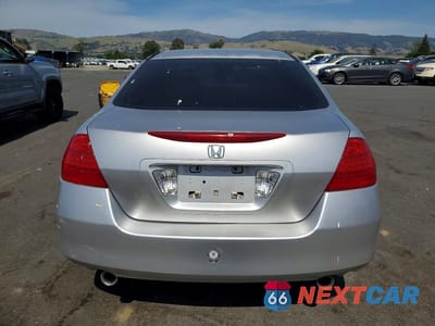 Zdjęcie 6 z 12 samochodu: 2006 HONDA ACCORD LX VIN:1HGCM66306A062010 - miniatura