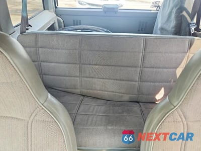 Zdjęcie 10 z 13 samochodu: 1996 JEEP CHEROKEE SPORT VIN:1J4FJ68S6TL316399 - miniatura