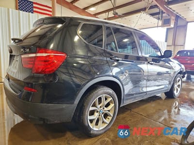 Trzecie zdjęcie samochodu z tyłu: 2011 BMW X3 XDRIVE28I VIN:5UXWX5C50BL712888 - miniatura