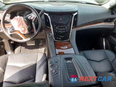 Zdjęcie 8 z 13 samochodu: 2018 CADILLAC ESCALADE LUXURY VIN:1GYS4BKJ1JR276208 - miniatura