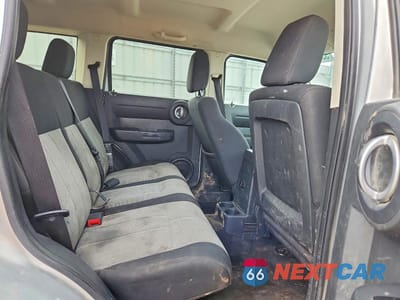 Zdjęcie 10 z 12 samochodu: 2007 DODGE NITRO SXT VIN:1D8GU28K57W737367 - miniatura