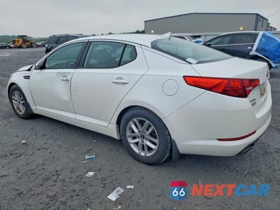 Drugie zdjęcie samochodu z przodu: 2011 KIA OPTIMA LX VIN:KNAGM4A76B5084513 - miniatura