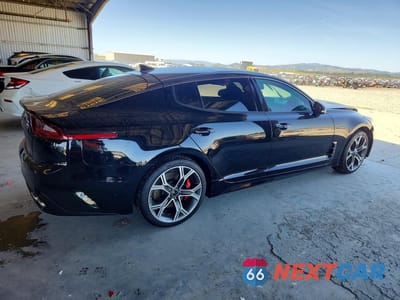 Trzecie zdjęcie samochodu z tyłu: 2019 KIA STINGER GT1 VIN:KNAE45LC6K6062819 - miniatura