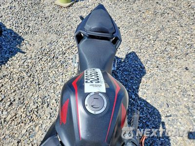 Piąte zdjęcie samochodu w środku: 2021 HONDA CBR500 RA VIN:MLHPC625XM5201282 - miniatura