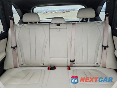 Zdjęcie 10 z 13 samochodu: 2018 BMW X5 SDRIVE35I VIN:5UXKR2C5XJ0Z21806 - miniatura