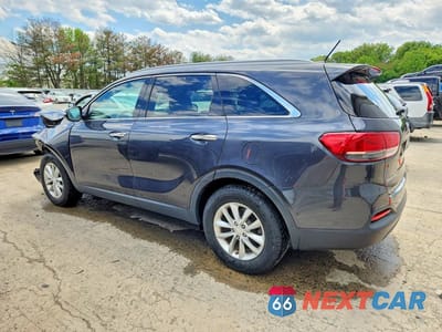 Drugie zdjęcie samochodu z przodu: 2018 KIA SORENTO LX V6 VIN:5XYPG4A56JG376130 - miniatura