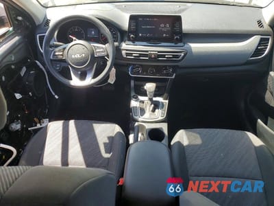 Zdjęcie 8 z 13 samochodu: 2023 KIA SELTOS LX VIN:KNDEPCAA4P7450181 - miniatura