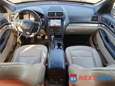 Zdjęcie 8 z 13 samochodu: 2019 FORD EXPLORER XLT VIN:1FM5K7D87KGA92982 - miniatura