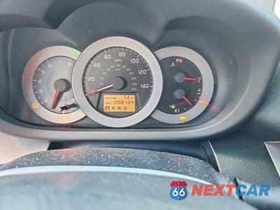Zdjęcie 9 z 13 samochodu: 2007 TOYOTA RAV4 SPORT VIN:JTMBK32V076027106 - miniatura
