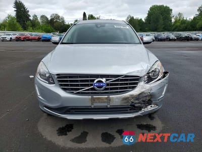 Piąte zdjęcie samochodu w środku: 2016 VOLVO XC60 T5 PREMIER VIN:YV4612RK8G2820961 - miniatura