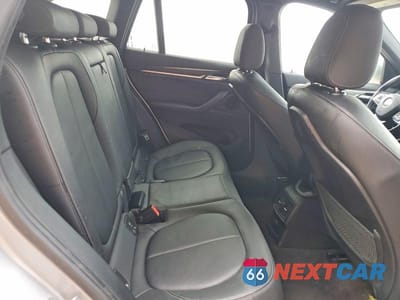 Zdjęcie 10 z 12 samochodu: 2018 BMW X1 SDRIVE28I VIN:WBXHU7C36J5H41088 - miniatura