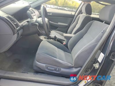 Zdjęcie 7 z 12 samochodu: 2007 HONDA ACCORD LX VIN:1HGCM66377A032097 - miniatura