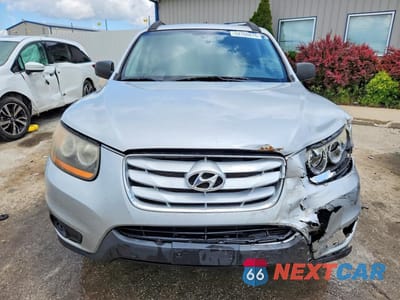 Piąte zdjęcie samochodu w środku: 2010 HYUNDAI SANTA FE GLS VIN:5NMSG3AB7AH347722 - miniatura