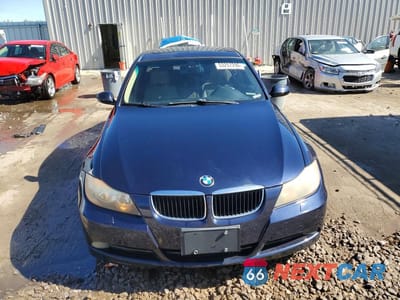 Piąte zdjęcie samochodu w środku: 2007 BMW 328 XI VIN:WBAVC93557KX58999 - miniatura