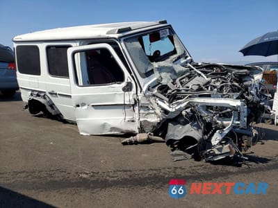 Czwarte zdjęcie samochodu z boku: 2019 MERCEDES-BENZ G 63 AMG VIN:WDCYC7HJ5KX315218 - miniatura