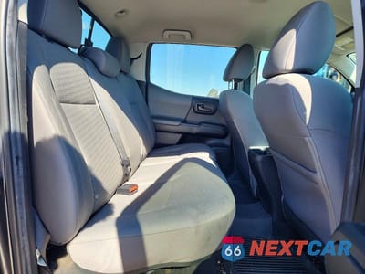 Zdjęcie 10 z 12 samochodu: 2023 TOYOTA TACOMA SR V6 VIN:3TMCZ5AN3PM547071 - miniatura