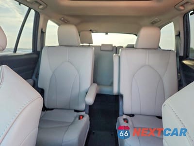 Zdjęcie 10 z 13 samochodu: 2024 TOYOTA GRAND HIGHLANDER HYBRID LIMITED VIN:5TDACAB58RS023286 - miniatura
