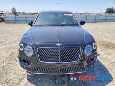 Piąte zdjęcie samochodu w środku: 2017 BENTLEY BENTAYGA VIN:SJAAC2ZV5HC016003 - miniatura