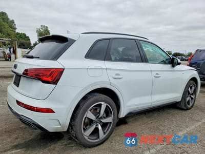 Trzecie zdjęcie samochodu z tyłu: 2022 AUDI Q5 PREMIUM PLUS 45 VIN:WA1EAAFY3N2010694 - miniatura