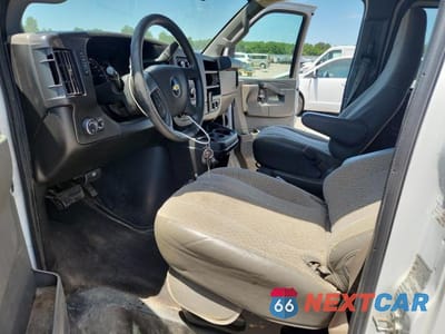Zdjęcie 7 z 13 samochodu: 2020 CHEVROLET EXPRESS G3500 LT VIN:1GAZGPFG1L1181665 - miniatura