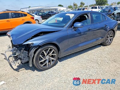 2020 VOLVO S60 T5 MOMENTUM 7JR102FK9LG047811 - główne zdjęcie licytacji z USA - miniatura