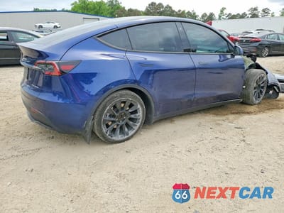 Trzecie zdjęcie samochodu z tyłu: 2023 TESLA MODEL Y VIN:7SAYGDEE3PA103905 - miniatura