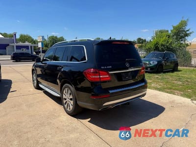 Trzecie zdjęcie samochodu z tyłu: 2017 MERCEDES-BENZ GLS 450 4MATIC VIN:4JGDF6EE9HA837080 - miniatura