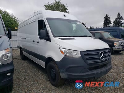 Czwarte zdjęcie samochodu z boku: 2023 MERCEDES BENZ SPRINTER 2500 DELIVERY VAN VIN:W1Y4KDHY2PT123719 - miniatura
