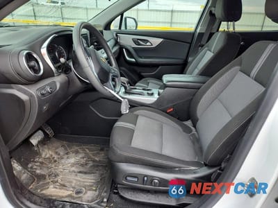 Zdjęcie 7 z 12 samochodu: 2024 CHEVROLET BLAZER 2LT VIN:3GNKBCR4XRS191482 - miniatura