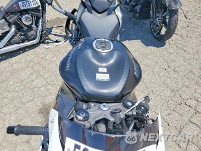 Piąte zdjęcie samochodu w środku: 2026 KAWASAKI ZX636 K VIN:JKBZXJK16TA014715 - miniatura