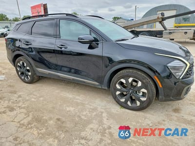 Czwarte zdjęcie samochodu z boku: 2024 KIA SPORTAGE VIN:5XYK6CDF8RG140800 - miniatura
