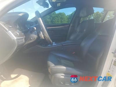 Zdjęcie 7 z 12 samochodu: 2015 BMW 528 I VIN:WBA5A5C51FD516535 - miniatura