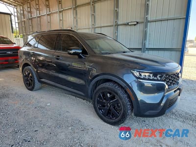 Czwarte zdjęcie samochodu z boku: 2021 KIA SORENTO S VIN:5XYRLDLC1MG007762 - miniatura