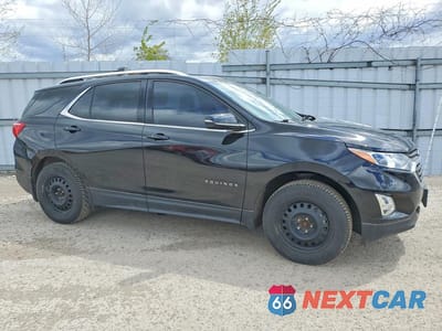 Czwarte zdjęcie samochodu z boku: 2018 CHEVROLET EQUINOX LT VIN:2GNAXSEV8J6248884 - miniatura