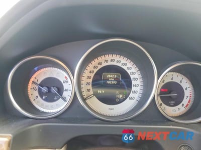 Zdjęcie 9 z 12 samochodu: 2014 MERCEDES-BENZ E 350 VIN:WDDHF5KB9EB032539 - miniatura