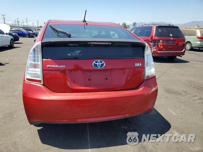 Zdjęcie 6 z 12 samochodu: 2011 TOYOTA PRIUS THREE VIN:JTDKN3DU6B0305966 - miniatura