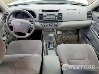 Zdjęcie 8 z 12 samochodu: 2006 TOYOTA CAMRY STANDARD VIN:JTDBE32K363042308 - miniatura