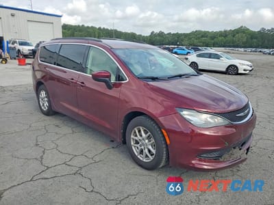 Czwarte zdjęcie samochodu z boku: 2021 CHRYSLER VOYAGER LXI VIN:2C4RC1DG7MR526150 - miniatura