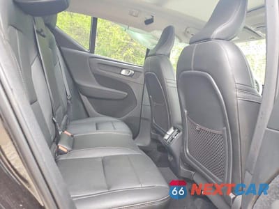 Zdjęcie 11 z 13 samochodu: 2020 VOLVO XC40 T5 MOMENTUM VIN:YV4162UK1L2283136 - miniatura