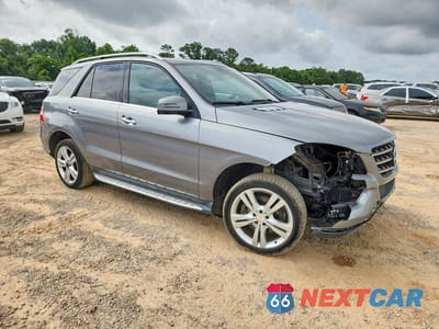 Czwarte zdjęcie samochodu z boku: 2015 MERCEDES-BENZ ML 350 VIN:4JGDA5JB0FA579193 - miniatura