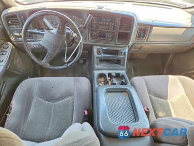 Zdjęcie 8 z 13 samochodu: 2006 CHEVROLET SILVERADO K1500 VIN:1GCEK19Z76E215801 - miniatura