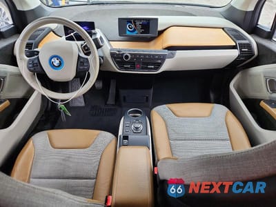 Zdjęcie 8 z 13 samochodu: 2016 BMW I3 BEV VIN:WBY1Z2C5XGV556437 - miniatura