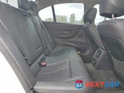 Zdjęcie 10 z 13 samochodu: 2015 BMW 328 XI SULEV VIN:WBA3B5G52FNS19444 - miniatura